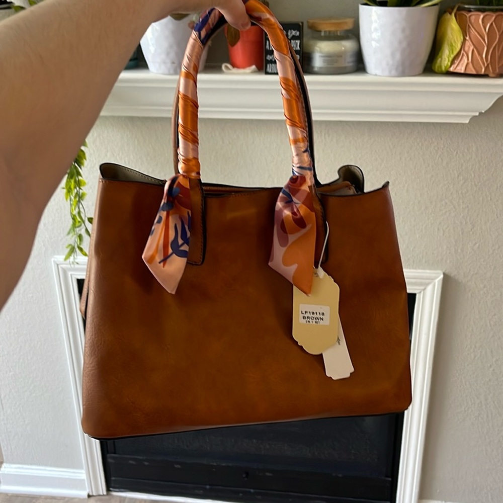 brown leather bag never used